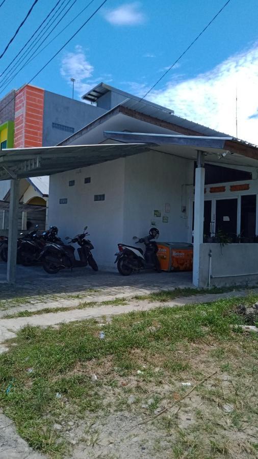 شقة Belitung Backpacker تانجونج باندان المظهر الخارجي الصورة